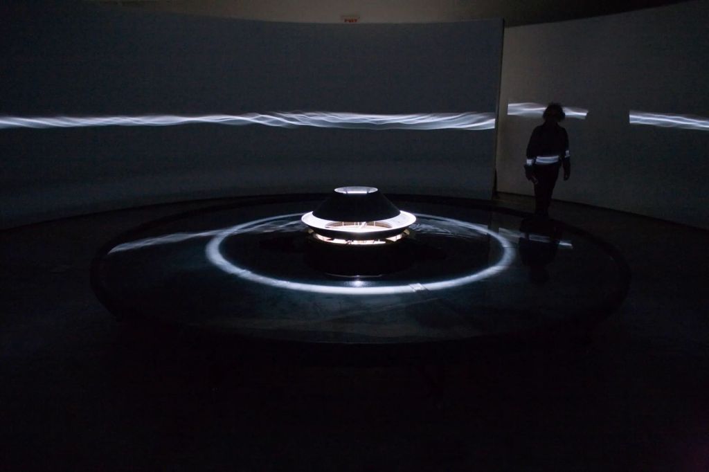 Panorama ta negociabilă, 2006, Galeria Tanya Bonakdar, New York, 2006. Fotografie : Christopher Burke.